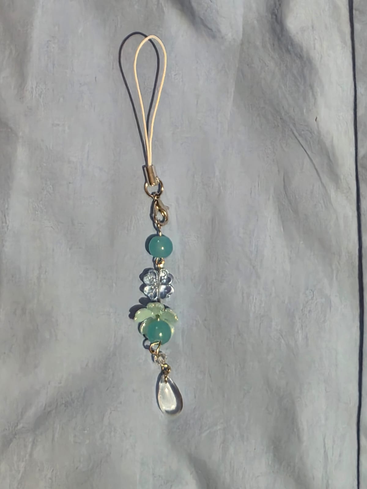 RAINDROP WHIMSICAL PHONECHARM >⩊<.ᐟ