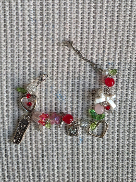 Strawberry shortcake inspired bracelet౨ৎ ˖ ࣪⊹ •🍓•⊹₊ ⋆୨ৎ