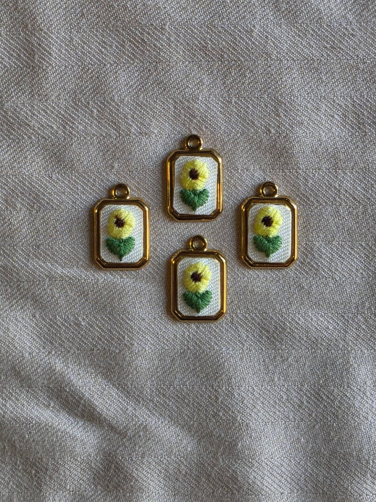 Hand embroidered sunflower charm(stainless)