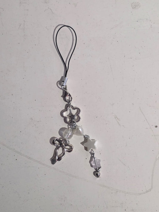 Custom bow phone charm𝜗ৎ