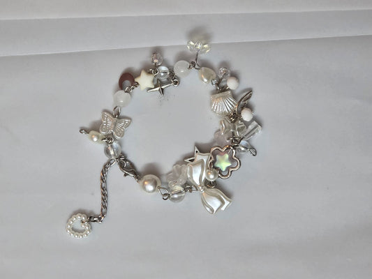 Whimsical bracelet ⋆.˚໑ ݁༝ ۫ ׅ